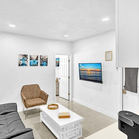 Boutique One Bdrm Close To Aventura Mall & Beach Hallandale Beach Eksteriør billede